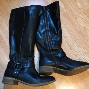 Black knee high riding boot